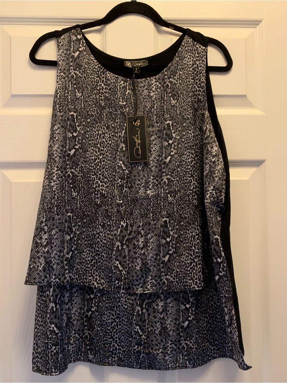 Women’s DG2 Diane Gilman Dressy Layered Tank Size Large NWT